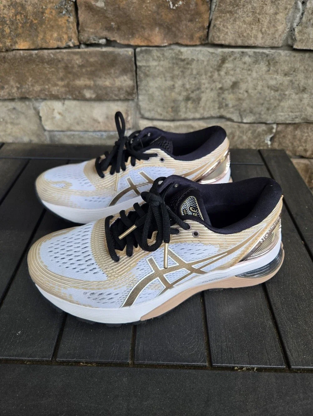 ASICS Gel Nimbus 21 Rose Gold/White Women’s Size 6.5 1012A608 GUC